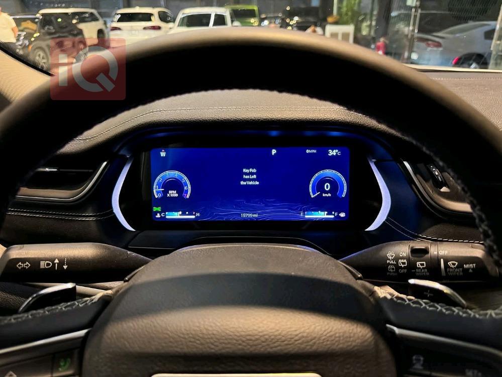 جیپ L گراند شیرۆکی